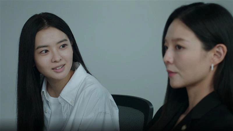 Tóm tắt Luật Sư Bóng Ma tập 7–8: Biến động nội bộ Taebaek, bí mật của Na Hyun dần hé lộ